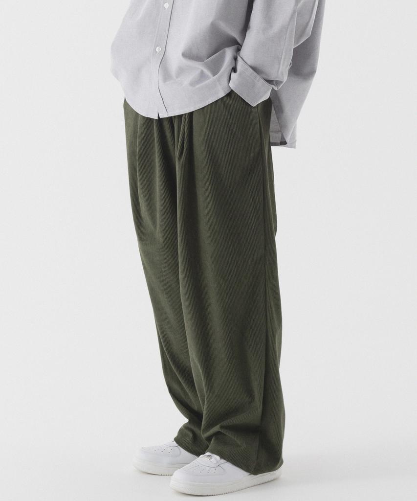 PIANER Corduroy One-Tuck Stitch Wide Pants (Khaki)