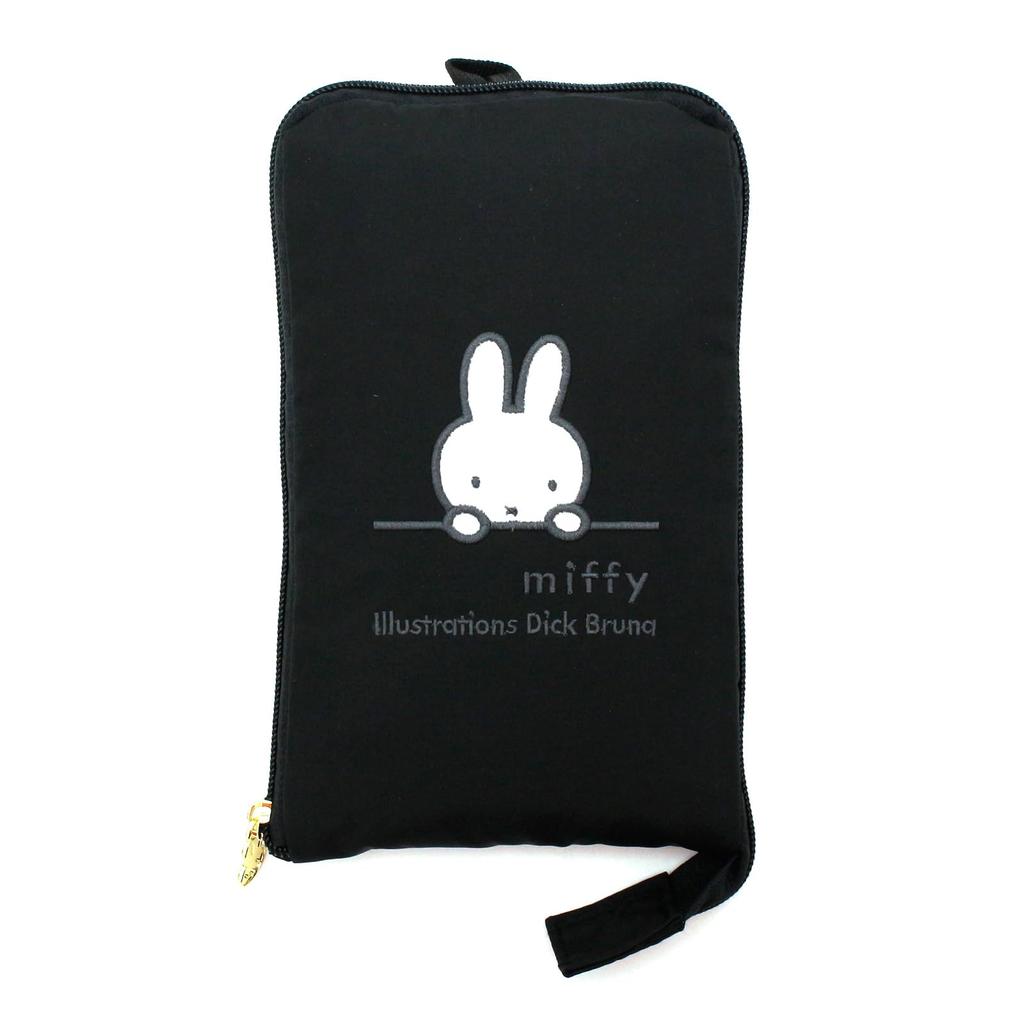 Carry it small and use it A foldable bag series that is convenient for carrying on Foldable Boston The series has sold over 18 million dickbruna Black