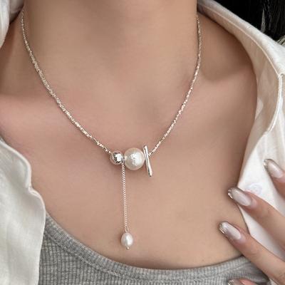 Необычное ожерелье с подвеской из жемчуга, нишевое, легкая роскошь, простая цепочка до ключицы, темпераментное, модное, высококлассное ювелирное изделие для женщин