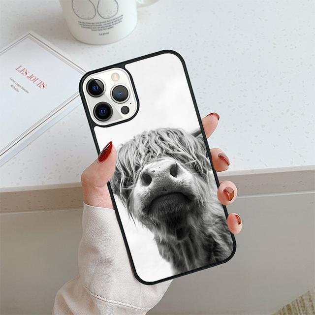 Highland Cows Phone Case For iPhone 17 Air 14 15 16 13 12 Cover For Apple 14 15 16 Pro Max 6S Plus Coque