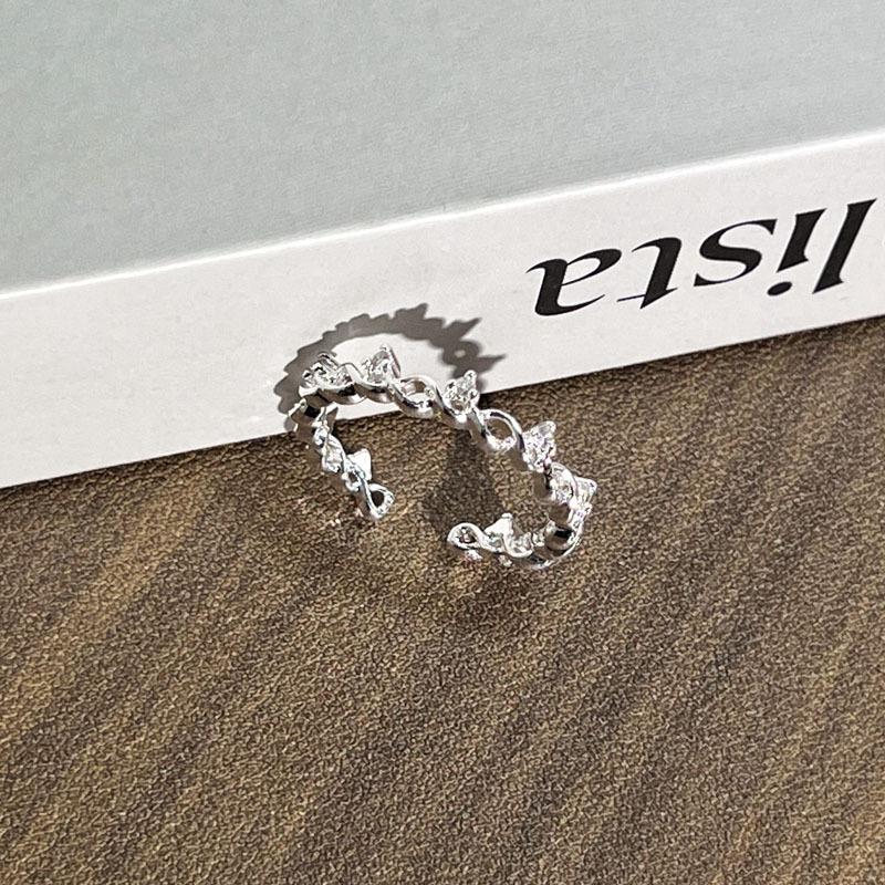 French gentle wind exquisite simple ring female stack wearing lace fashionable hollow temperament cold wind versatile index finger ring