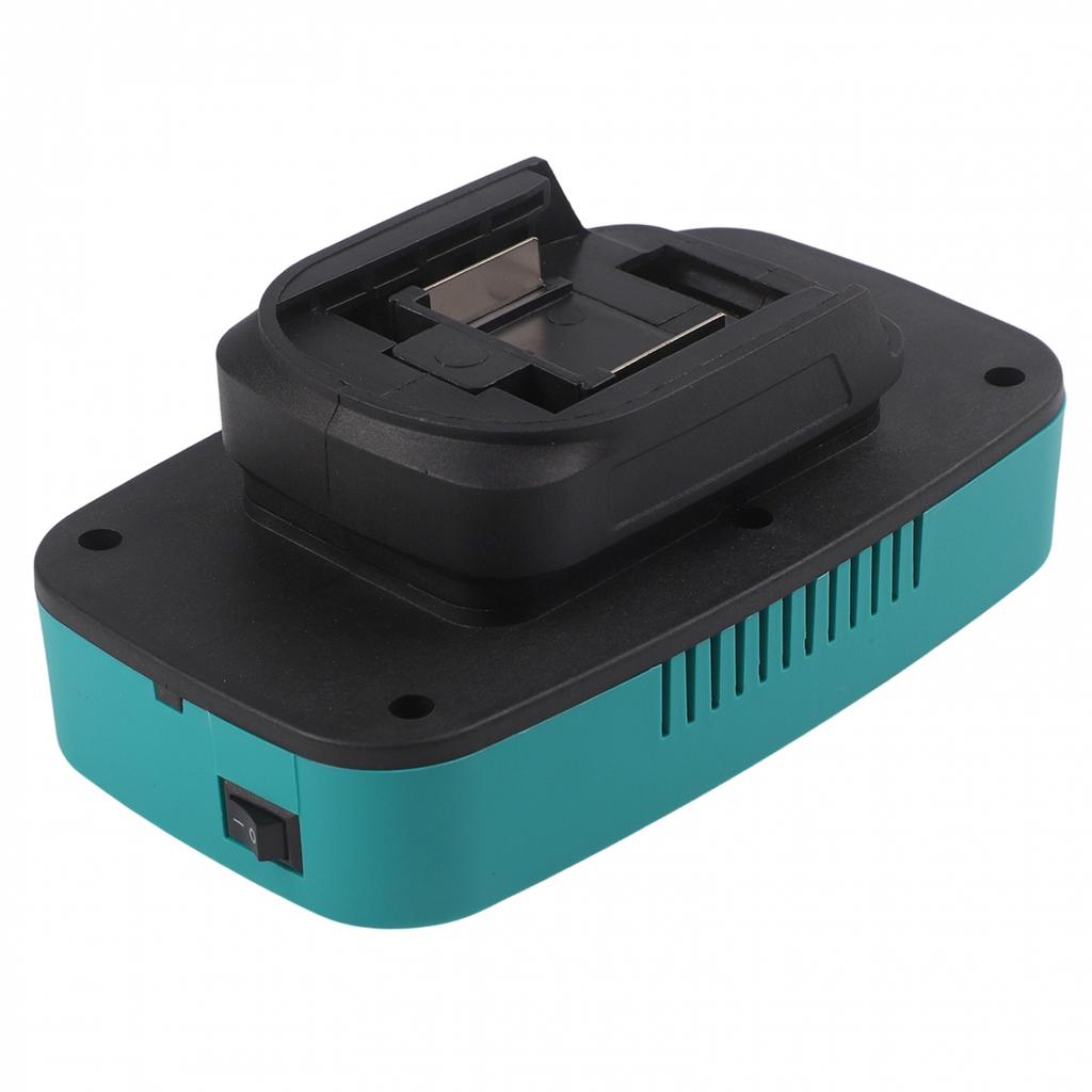 Эффективный инвертор-преобразователь батареи плавно преобразует мощность постоянного тока для использования