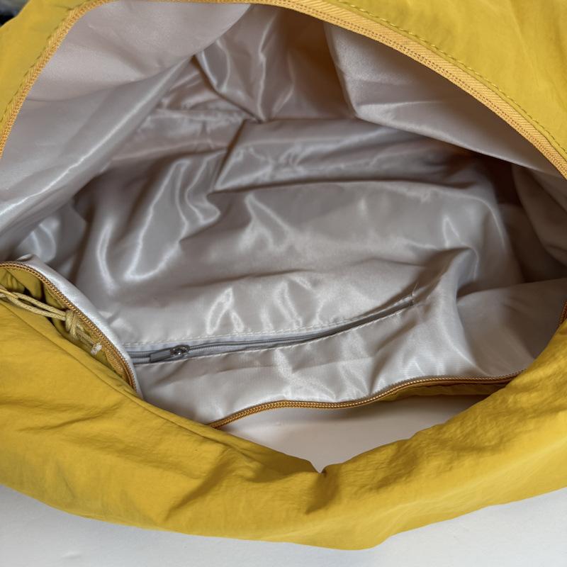 Autumn and Winter Versatile Commuter Shoulder Bag Women's Large-capacity Lazy Style Casual Canvas Tote Bag New Armpit Bag