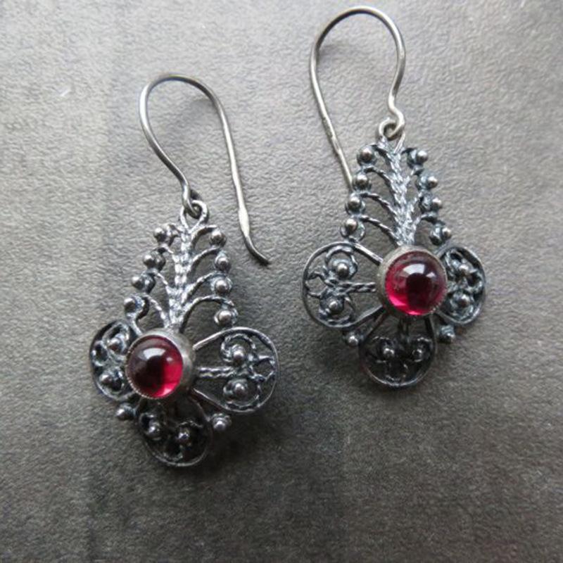 Vintage Minimalist Carved Geometric Red Crystal Ancient Silver Earrings