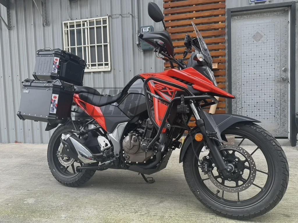 35л Black Warrior водонепроницаемый алюминиевый комплект боковых кофров для мотоцикла: Включает в себя 18-литровый быстросъемный противоударный боковой кофр