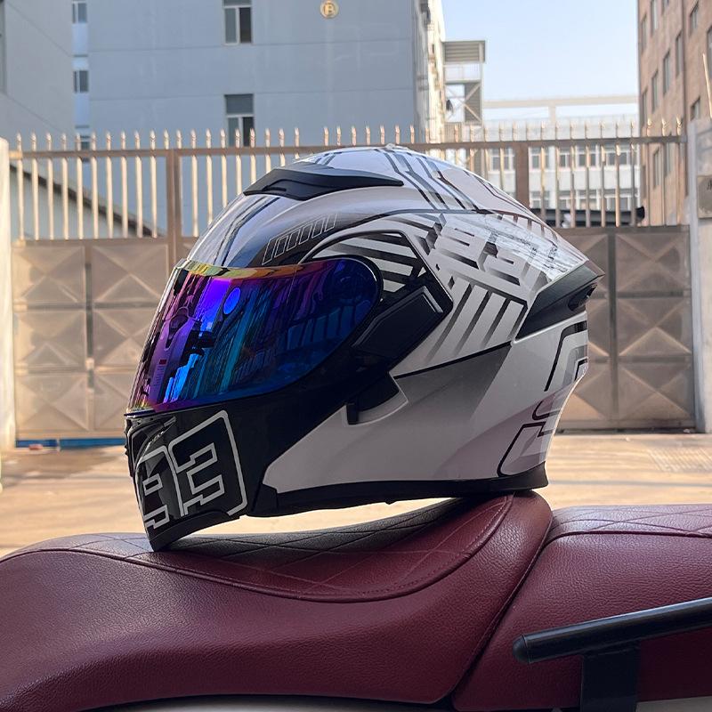 Motorcycle Helmets Men's and Women's Locomotive Full Helmets Bluetooth Peel-off Helmets Electric Vehicle Helmets