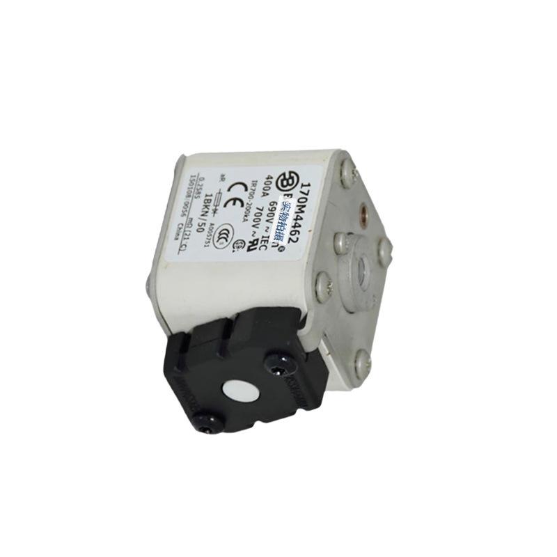 Brand New Low-Voltage Fast-Acting Fuses 170M4462, 170M4463, 170M4466 Standard Package in Stock.