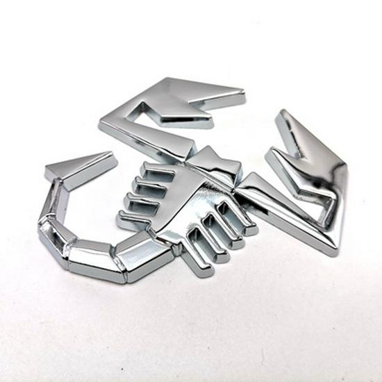 Наклейка на автомобиль Abarth Scorpion для Fiat: Индивидуализация капюшона и корпуса