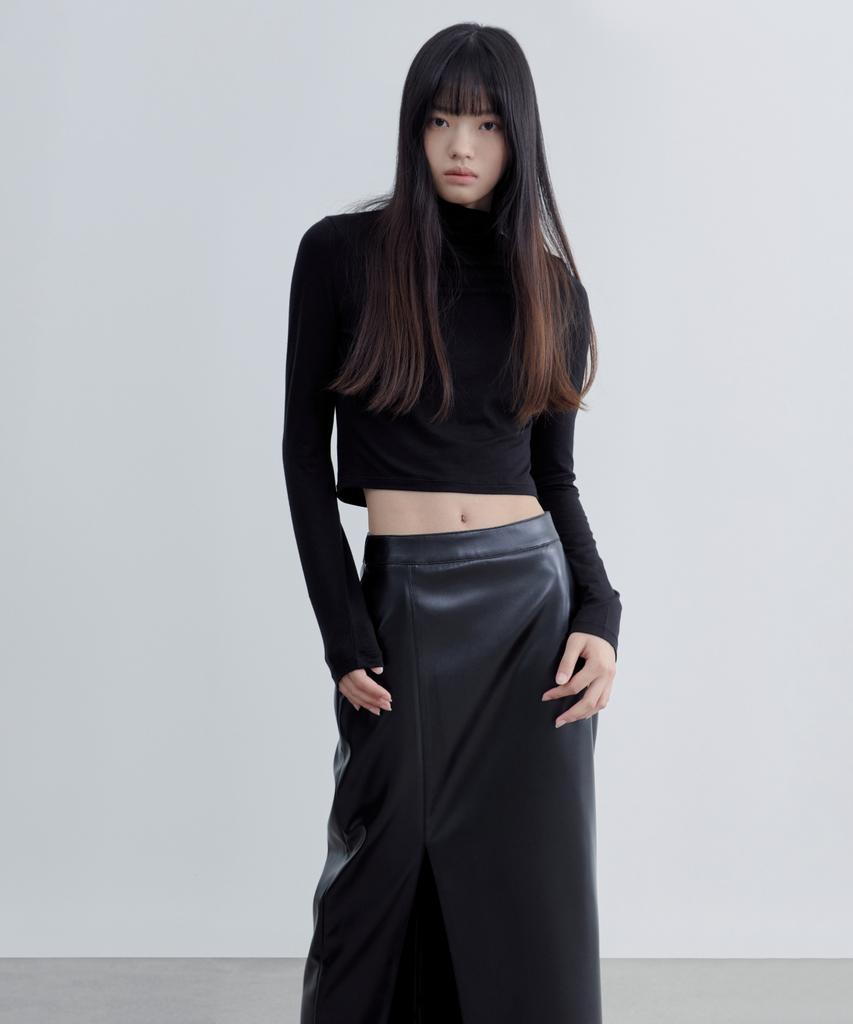Musinsa Standard Woman Women'S Synthetic Leather Slit Long Skirt [Black]