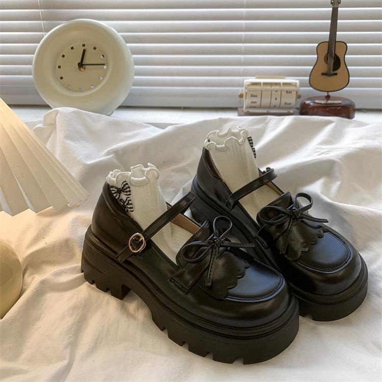 Модная ретро обувь на толстой подошве для женщин 2025 весна и осень новая униформа с бантом кожаные туфли-лодочки лоферы милая студенческая одинарная обувь