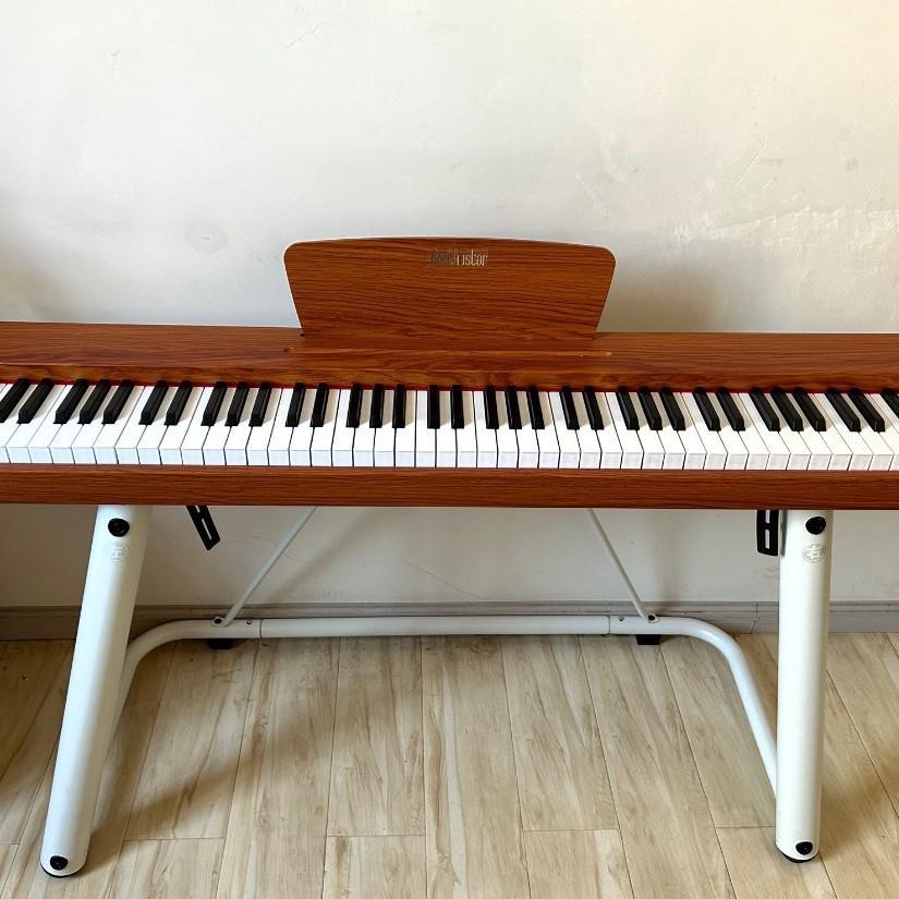 U-Shaped Electronic Piano Stand: Widened & Thickened Keyboard Support for 61, 76, 88 Keys.