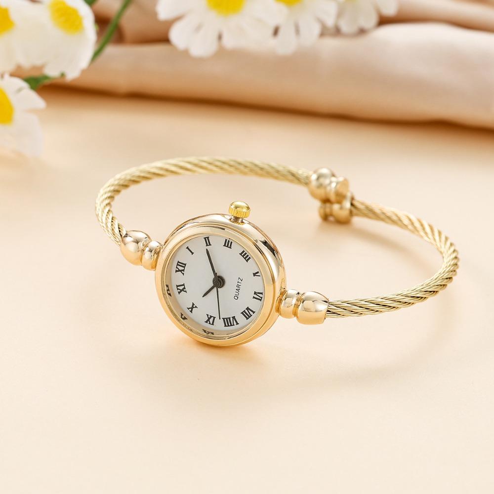 Retro Quartz Watch Luxury Wristwatch Chain Watches Fashion Bangle Bracelet Women
