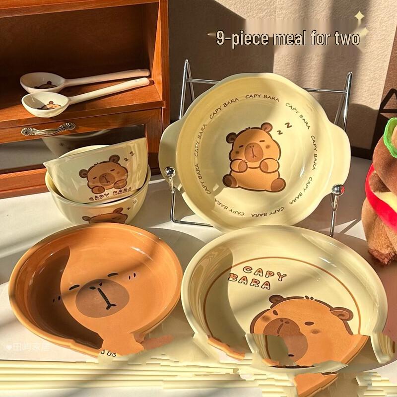 Capybara 11-Piece Ceramic Dinnerware Set