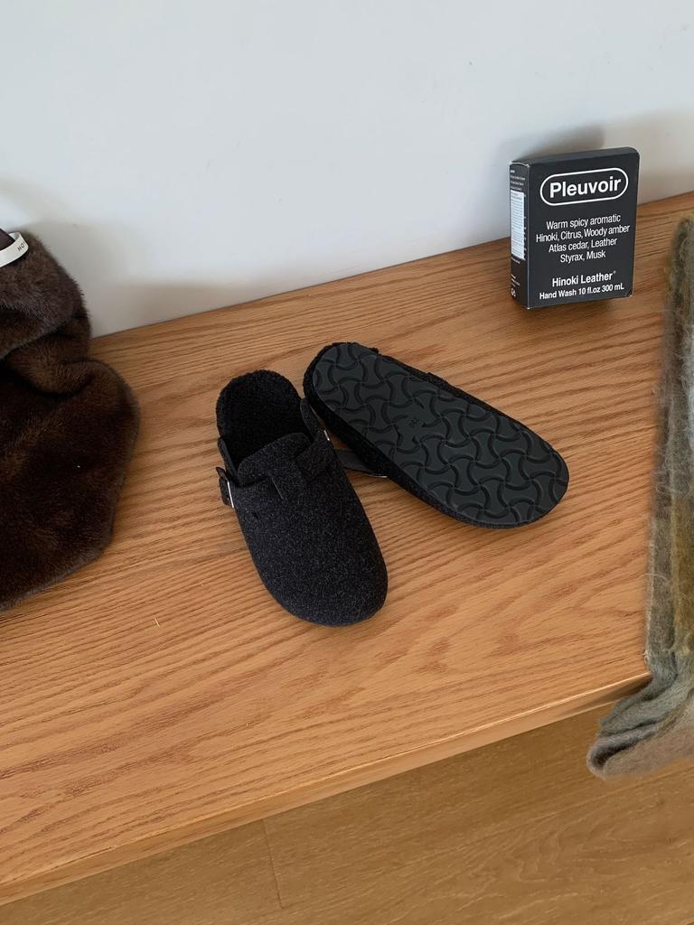 2025 New Round Head Belt Buckle Plush Short Fluff Thick Sole Outer Wear Half Drag Boken Casual Women's Shoes