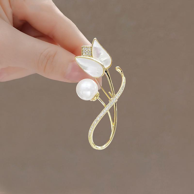 Ear Alloy Brooch, High-end Sense, High-end Chest Flower, High-end Coat, Suit Brooch
