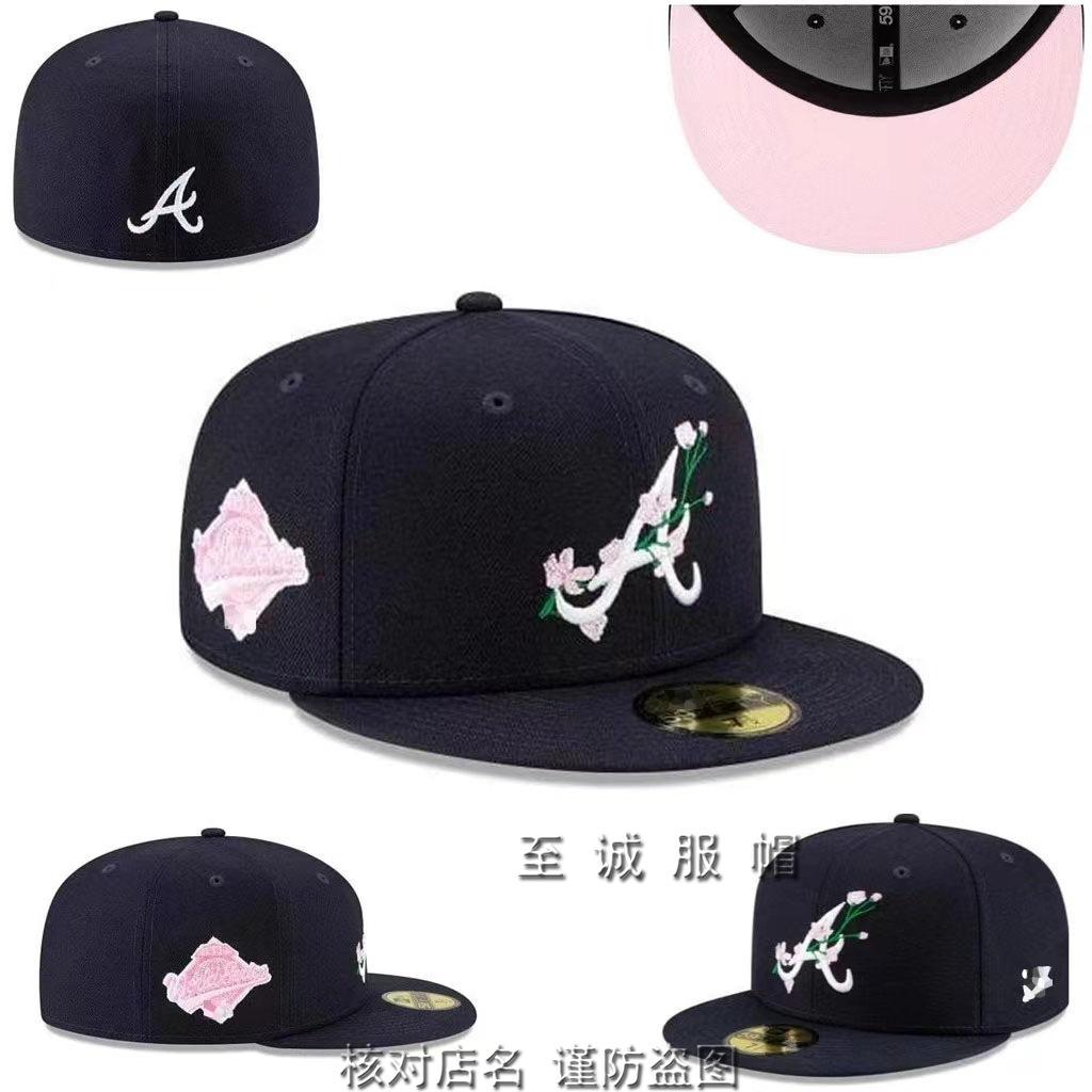 The fully enclosed Major League Baseball A The Warriors baseball cap is a men's and women's embroidered flat-brim cap that is not adjustable, and