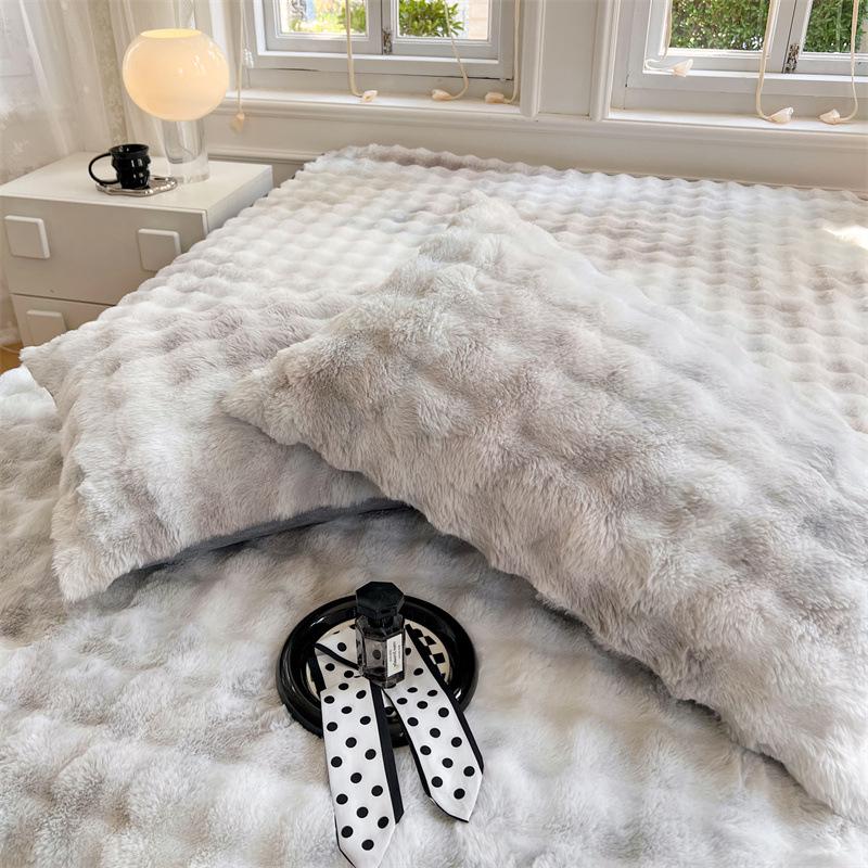 Плюшевая наволочка на длинную подушку из искусственного кроличьего меха - Двусторонняя наволочка из молочного велюрового флиса