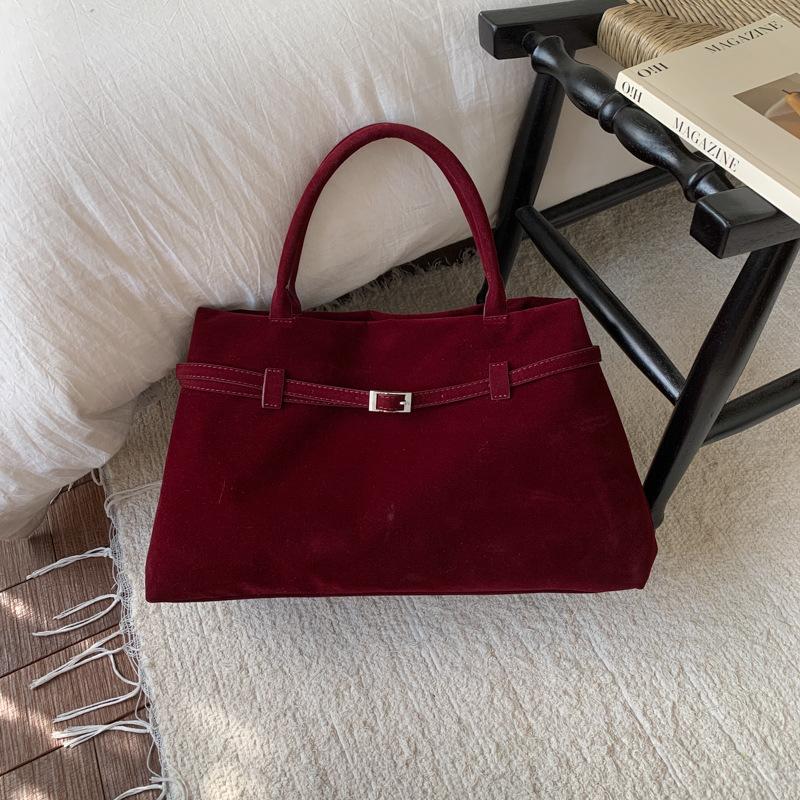 Замшевая сумка женская большой вместимости 2025 новая осенне-зимняя матовая ретро на плечо под мышку сумка-тоут для поездок