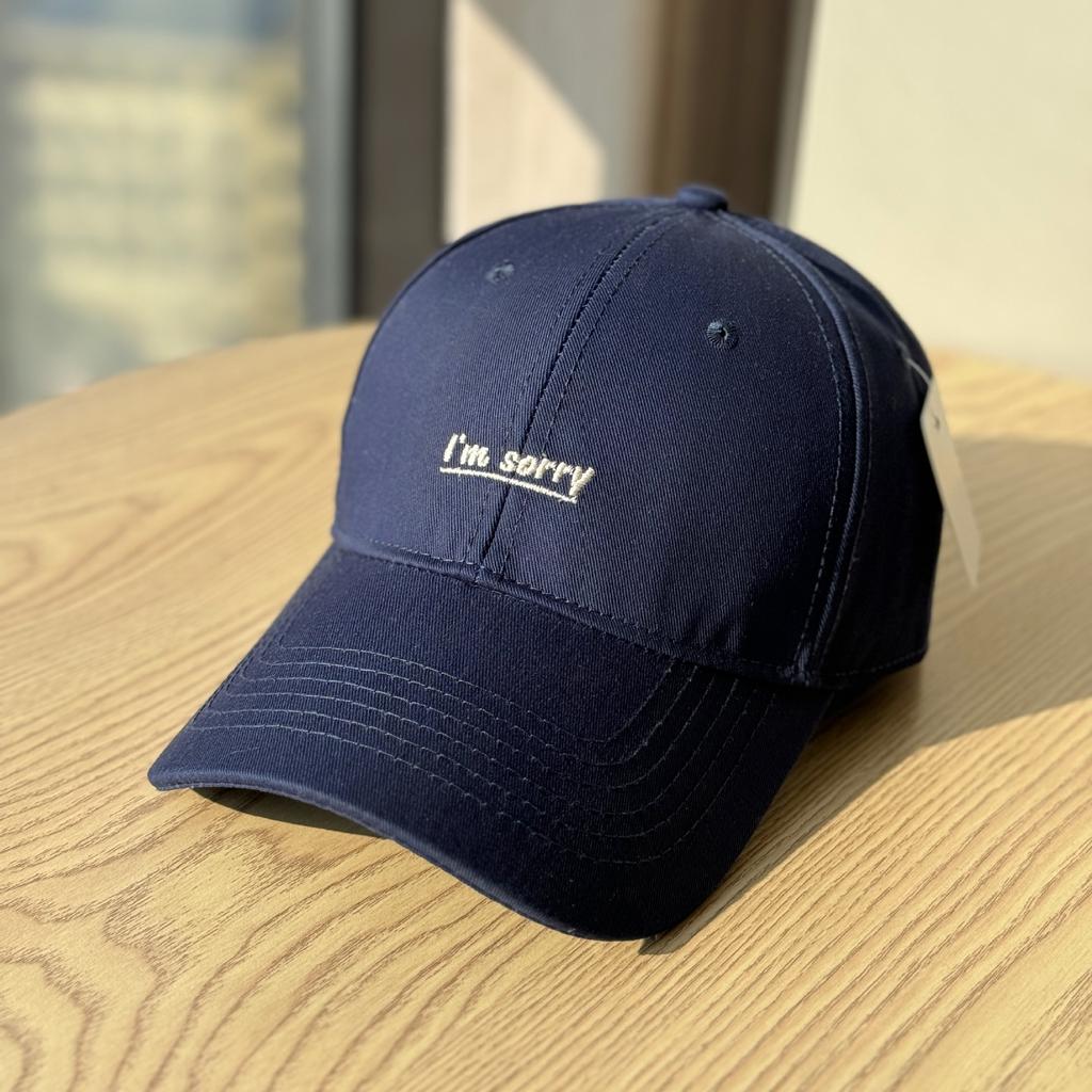 New Korean-style hard-brim baseball cap for women, spring and autumn, makes the face look smaller2026Fashionable hat with enlarged head circumference