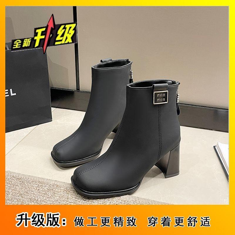 Французские модные ботильоны на толстом каблуке, ботинки Мартина, осень-зима 2025, новые, на высоком каблуке, облегающие ботильоны, белые маленькие короткие ботильоны женские