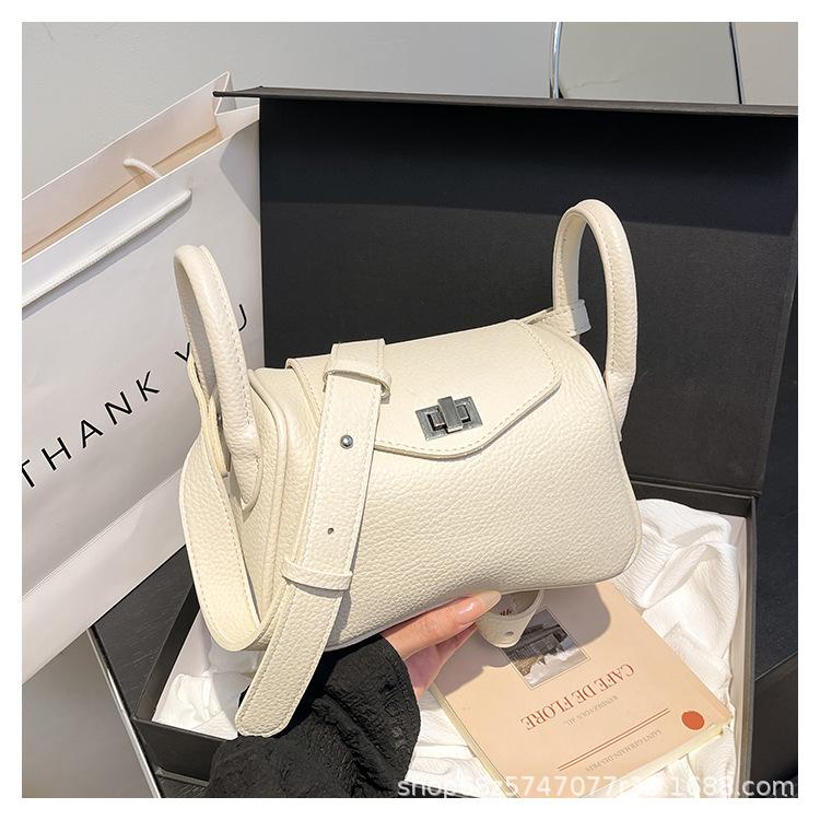 Spring Niche Lychee Pattern Shoulder Bag High-value Temperament Pillow Bag 2025 Spring New Women's Fashion Bag