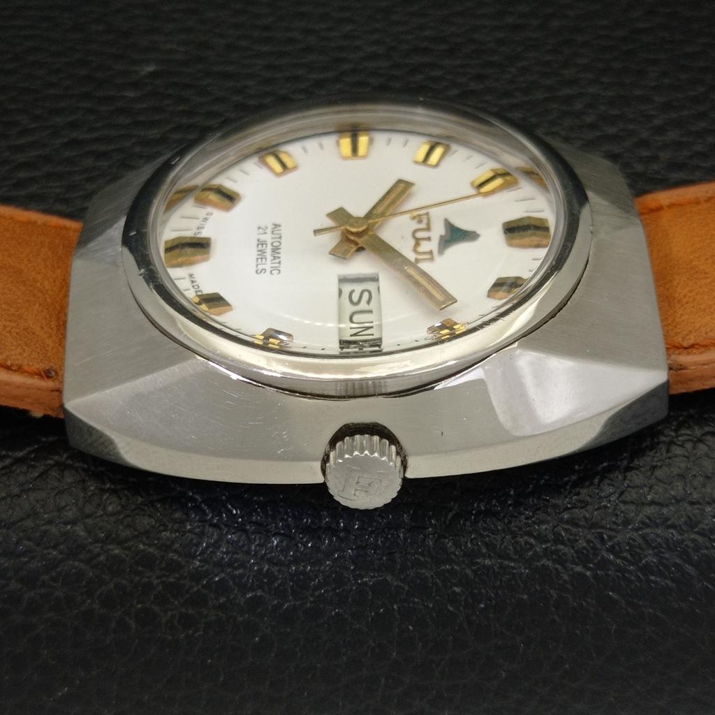 Б/У FUJI AUTOMATIC 2068 SWISS MENS DAY&DATE ЦИФЕРБЛАТ БЕЛОГО ЦВЕТА a432552-2 R112-a432552