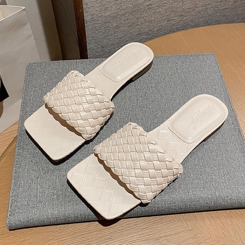 Мода 2025 Роскошные вязаные кожаные туфли Femme Летние тапочки Плетеные плоские сандалии Mujer С открытым носком Шлепанцы Сабо Женские шлепанцы