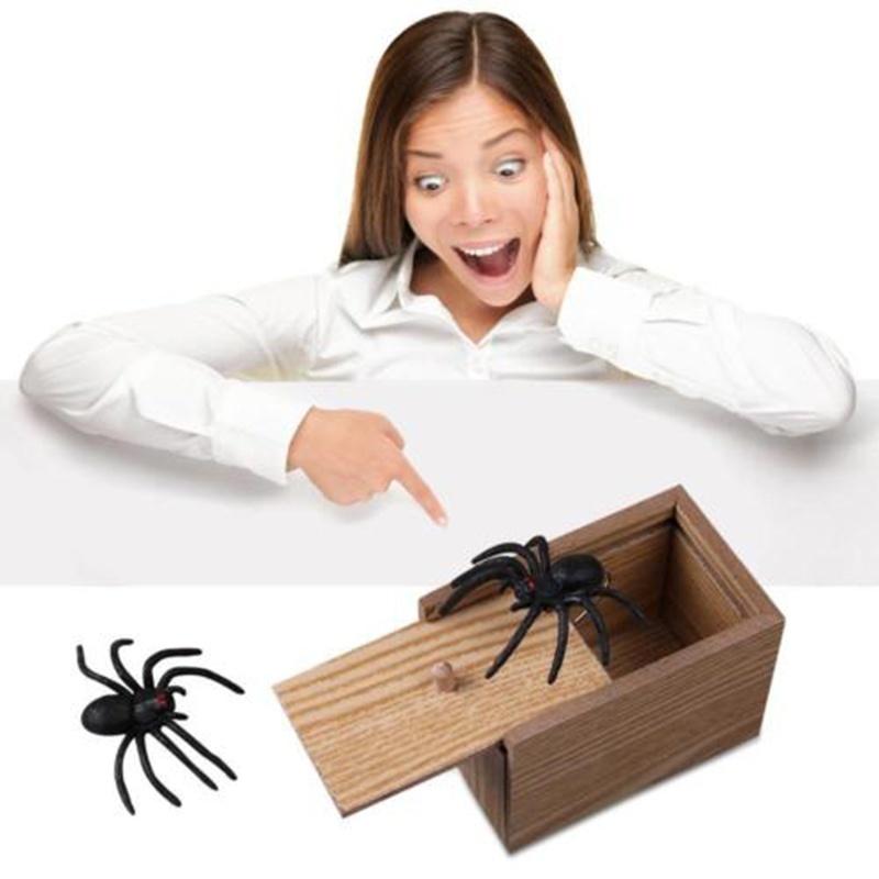 Funny Wooden Scare Box Scary Spider In The Case Prank Joke Trick Play Toys Gift