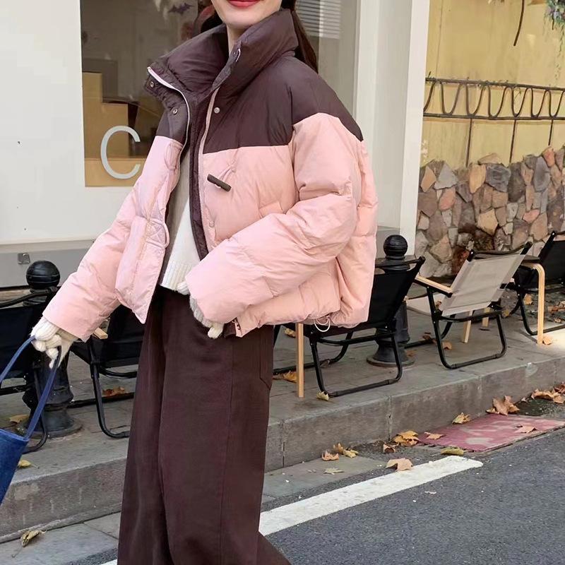 Fashion sweet horn buckle short down jacket women's coat 2024 winter small thickened contrasting color warm coat tide