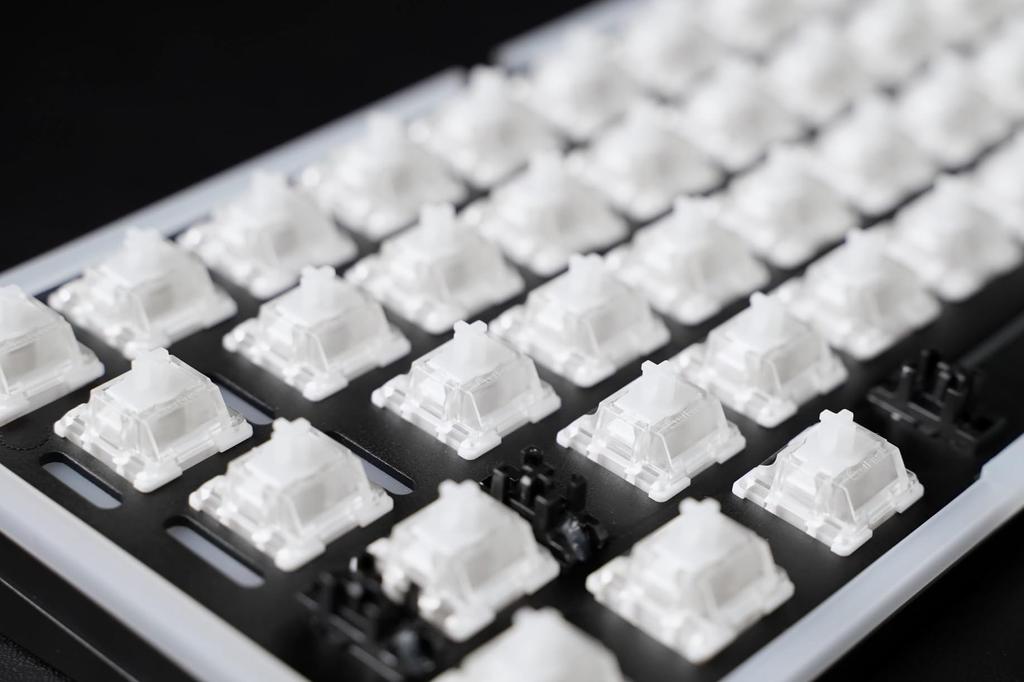 LUMINKEY Magger 68 HE Performance, авторизованный дистрибьютор в Японии, гарантированно быстрое срабатывание, игровой корпус, полностью алюминиевый, 8000 Гц, RGB, проводной USB