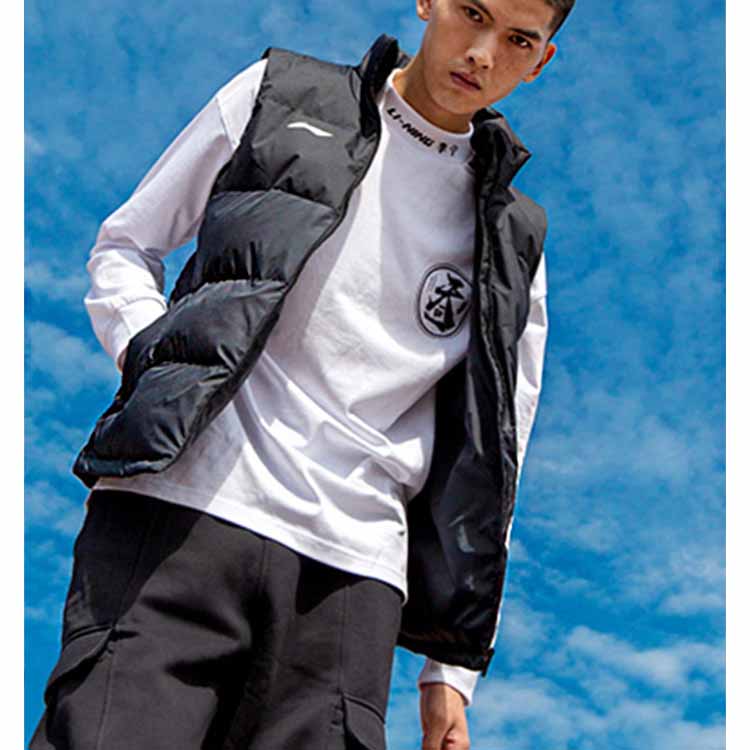 Li Ning однотонный повседневный жилет на молнии с воротником-стойкой, мужские жилеты, черный YMMT013-1