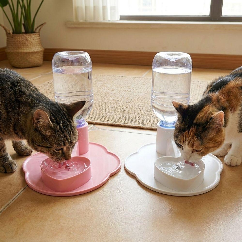 Non-Slip Cat Gravity Water Dispenser Plastic Pet Water Fountain Automatic Pet Water Indoor Use