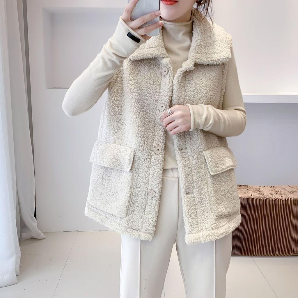 Пушистый и уютный жилет-кардиган из овечьей шерсти для женщин с карманами