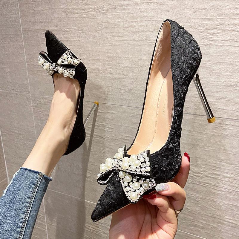 Новые сексуальные свадебные туфли Prals со стразами и бантом, женские туфли-лодочки на высоком каблуке, острый носок, металлический каблук, черный, бежевый, Прямая поставка