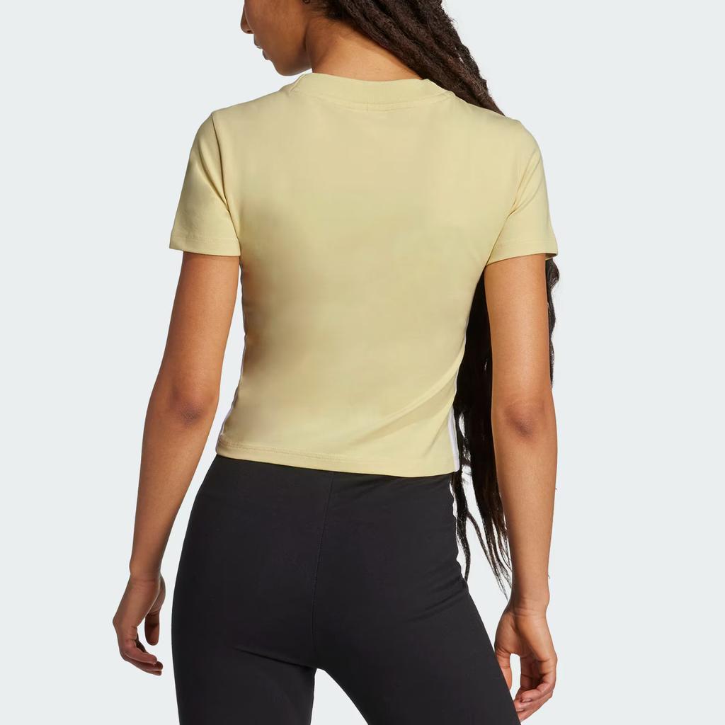 Adidas Essentials Приталенный пуловер в тонкую полоску с круглым вырезом, футболка с коротким рукавом, женские футболки, пудрово-желтый, белый JE1246