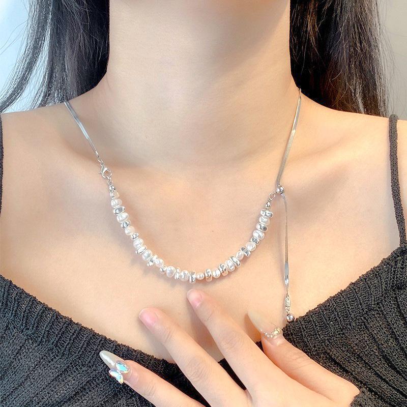 Premium Sense Can Pull Silver Butterfly Fringed Necklace Design Fashion Autumn And Winter Sweater Chain Collarbone Chain Jewelry