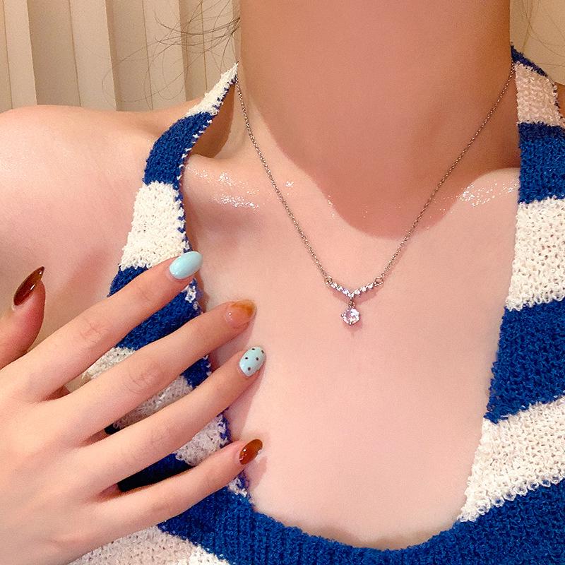 «Модное элитное жемчужное ожерелье: Универсальная цепочка на ключицу из титановой стали для женщин