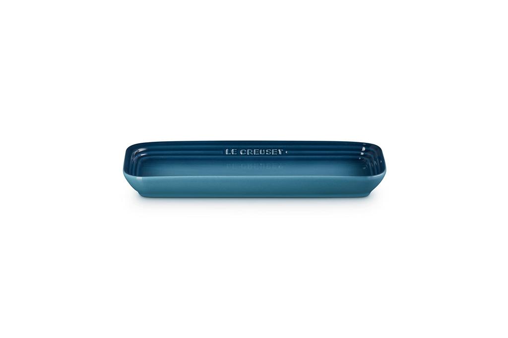 Le Creuset Léger Rectangular Plate, 25cm, Marine Blue, Heat-Resistant, Microwave-, Oven-, and Dishwasher-Safe, Ideal for Fish and Grilled Fish