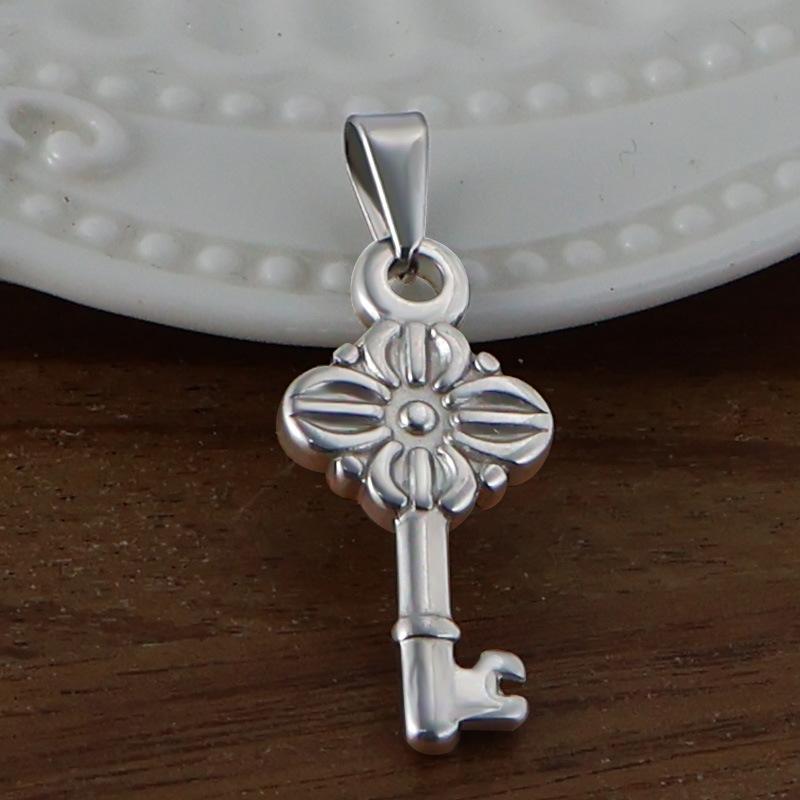 Yori 2Pcs Stainless Steel Key Heart Anchor Cross Pendant Vacuum Electroplating 18K Gold Color Preserving in Furnace