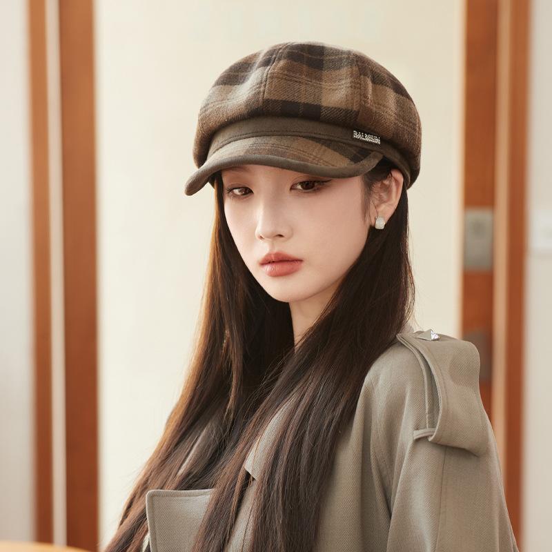 Hat Women's Yinglun Style Retro Plaid Octagonal Hat Autumn and Winter Fashion Versatile Newspaper Bee Hat High Quality Leather Edge Baseball Cap