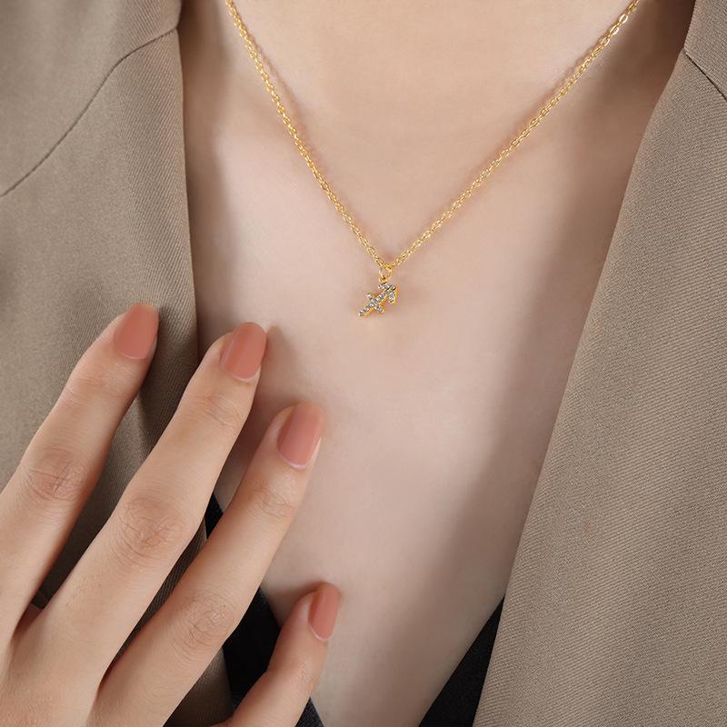 Подвеска «Двенадцать созвездий» в стиле французского хип-хопа, ожерелье-цепочка на ключицу со стразами в виде рыб и тельцов, титановая сталь, настоящее золото, девушка