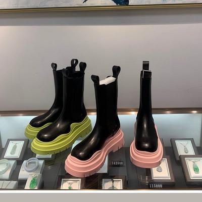 Модные женские черно-белые ботинки челси, весна 2022 года, готическая обувь в стиле панк, ботильоны, модные короткие ботинки на высокой платформе