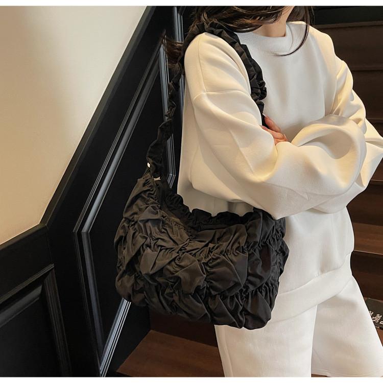 Simple Water Deli Shape Nylon Crossbody Bag With Zipper Pouch For Daily Use
