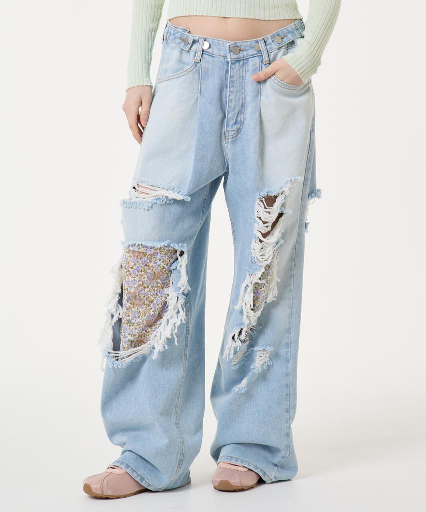 UNKNOWN PLANET Custom One-Pleat Flower Lace Distressed Denim Pants Light Blue
