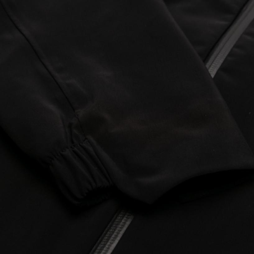 adidas Женская куртка Myshelter W для активного отдыха с капюшоном, черная, GL1358