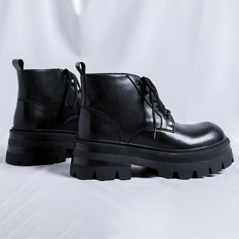 Ботильоны на толстой подошве для мужчин, круглые носки, черные, на шнуровке, мужские мотоциклетные ботинки, новый тренд, кожа, высокие каблуки, мужская обувь, высокий верх