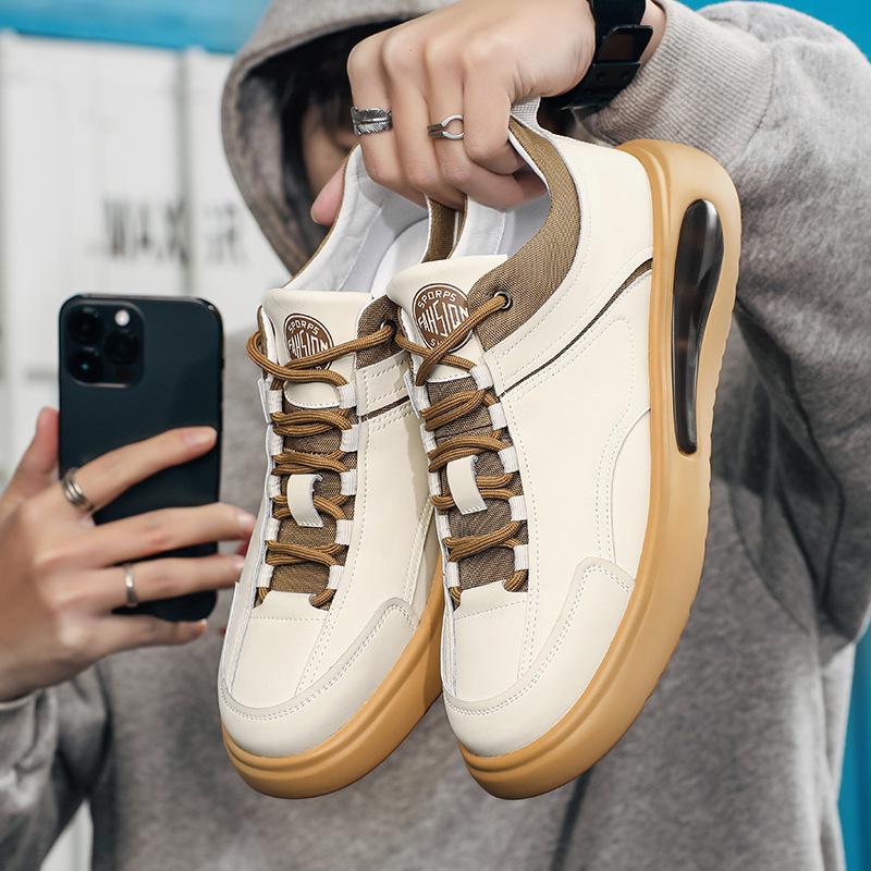 Повседневная кожаная обувь мужская мягкая подошва дышащая модный тренд мужская обувь 2025 новая шнуровка круглый носок белая спортивная и повседневная обувь