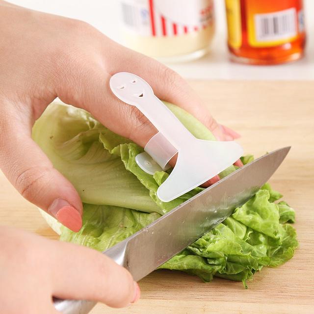 2pcs Adjustable Safe Kitchen Vegetable Hand Food Palm Rest Chopping Knife Guard Finger Cut Protector