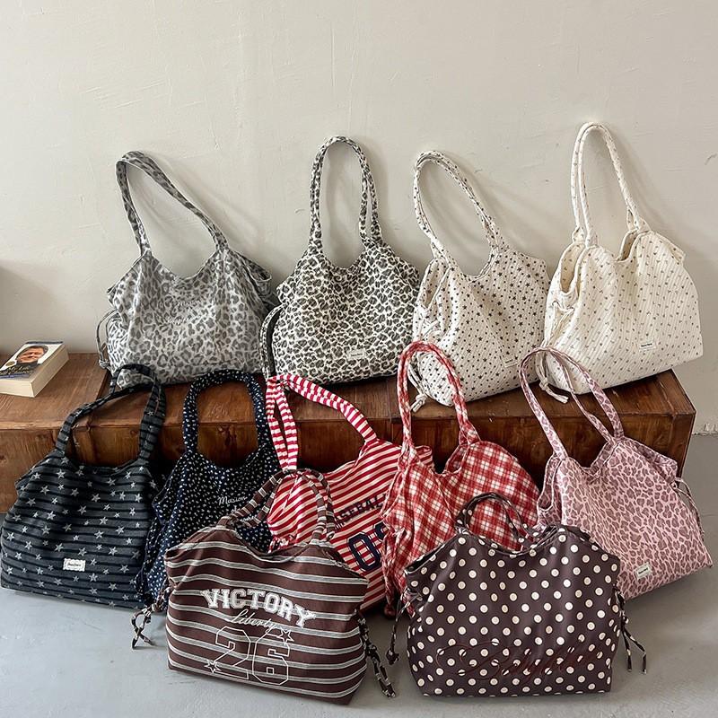 Large Capacity Casual Shoulder Bag Women Lightweight Canvas Tote Urban Minimalist Style Daily Use