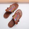 Стильные женские шлепанцы с принтом бабочек | Верх из искусственной кожи и резиновая подошва | Универсальная обувь на все сезоны | Модные шлепанцы с перемычкой для пальца, слипоны